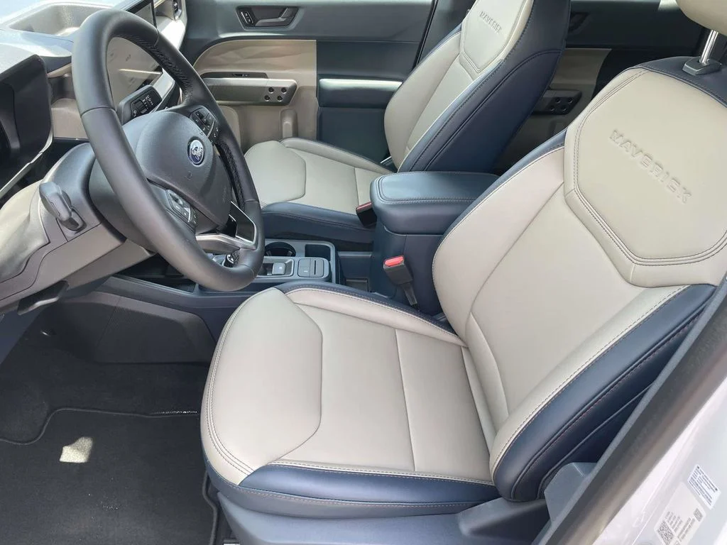 New 2026 Oxford White Ford Lariat® image 13