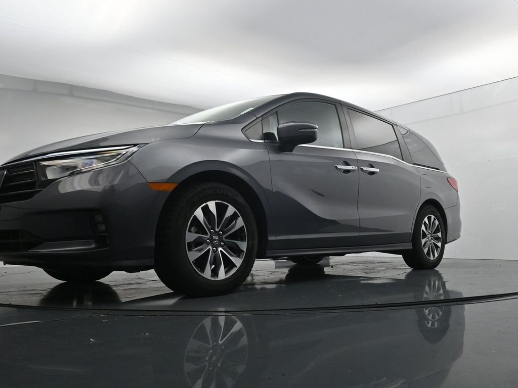Used 2023  Honda EX-L image 34