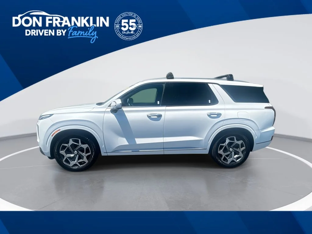 Used 2022 White Hyundai Calligraphy image 1