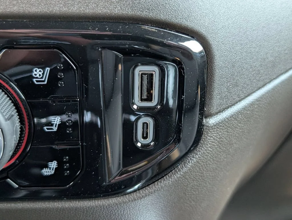 2026 Chevrolet Silverado 1500 LTZ - Photo 20