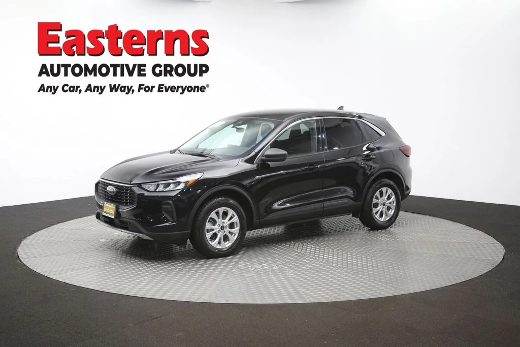 Used 2023 Black Ford Active image 56