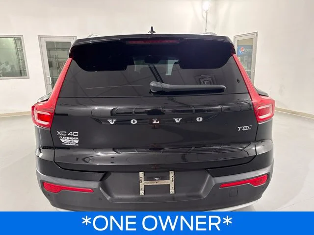 Used 2022  Volvo Momentum image 8