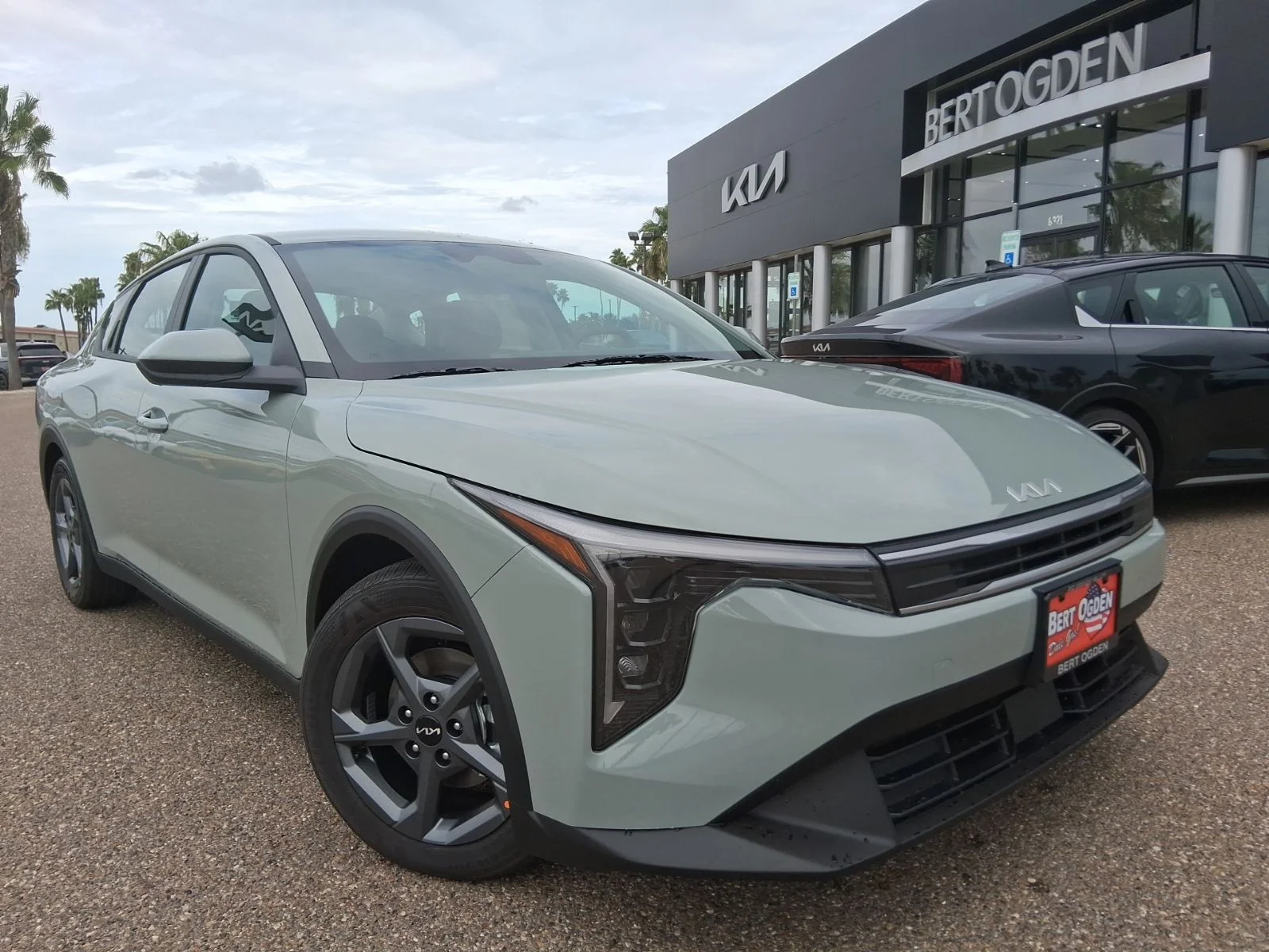 New 2026  Kia LXS image 1