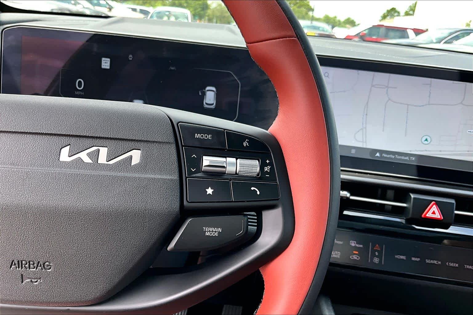 Used 2026 Glacial White Pearl Kia SX-Prestige image 24