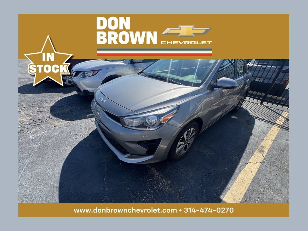 Used 2022 Gray Kia S image 1