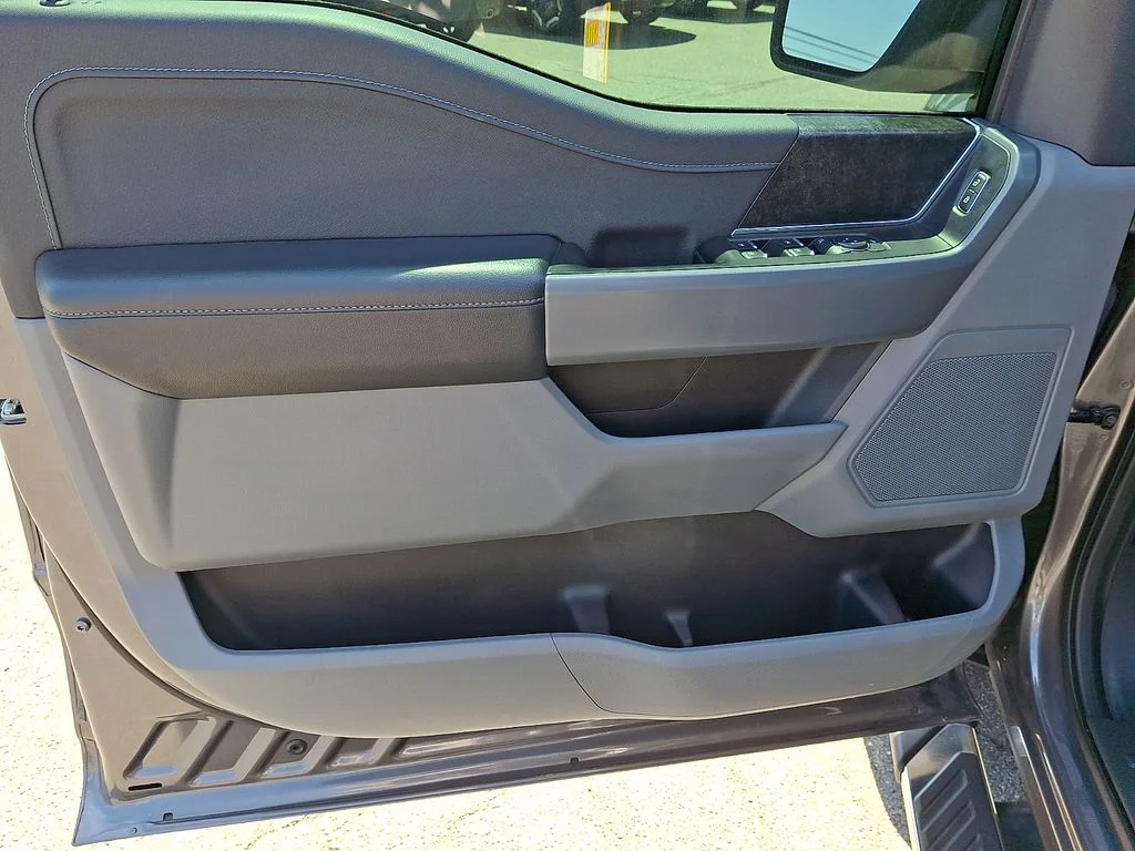 Used 2023 Gray Metallic Ford XLT image 12