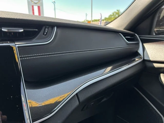 Used 2022 Gray Jeep Altitude image 38