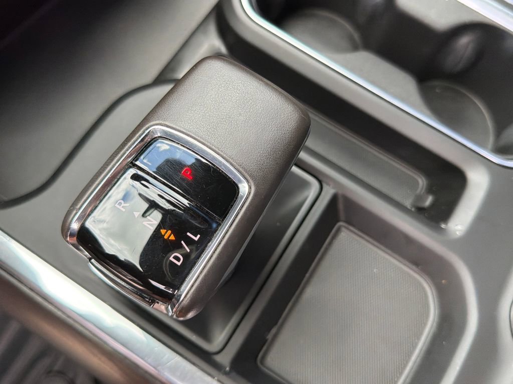 2023 GMC Sierra 1500 SLT - Photo 25