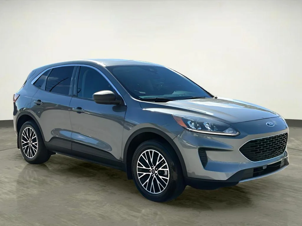 Used 2022 Gray Ford SE image 10