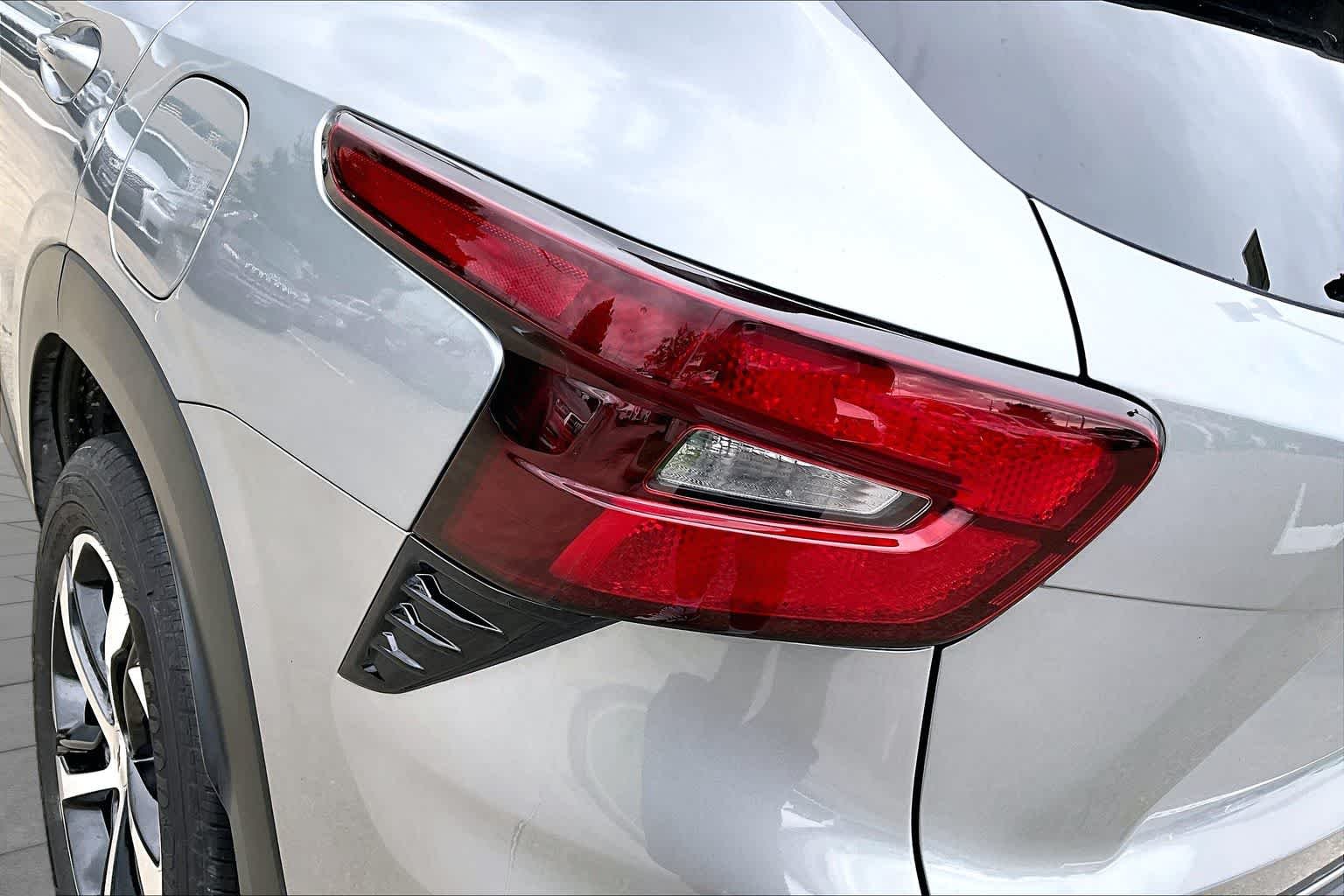Used 2024 Sterling Gray Metallic Chevrolet 1RS image 27