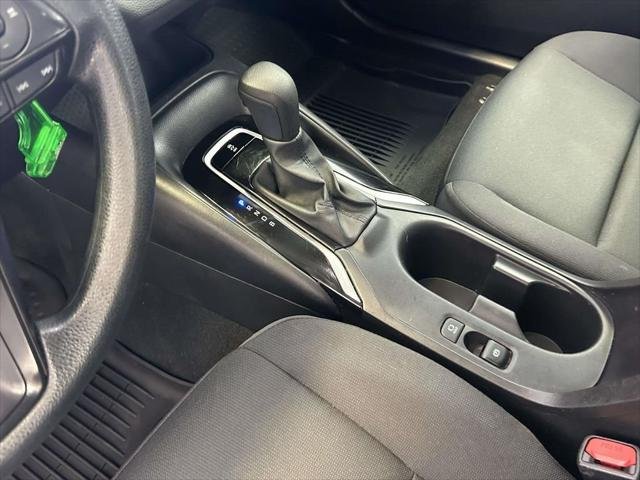Certified Used 2025 CLASSIC SILVER METALLIC Toyota  image 21