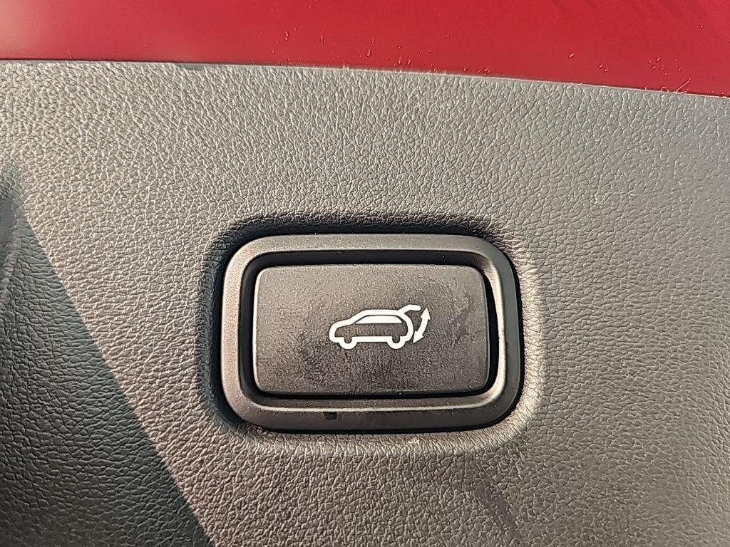 New 2026 Red Hyundai SEL AWD image 39