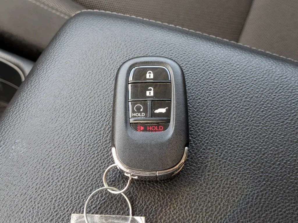 Used 2024  Honda EX image 30