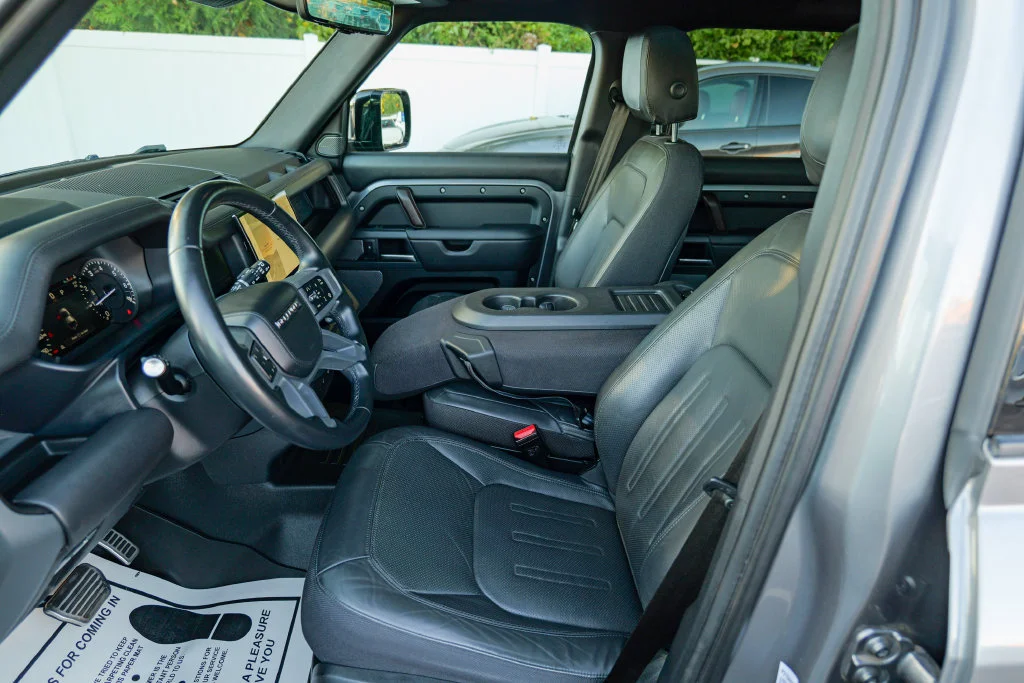 Used 2023 Gray Land Rover X image 16