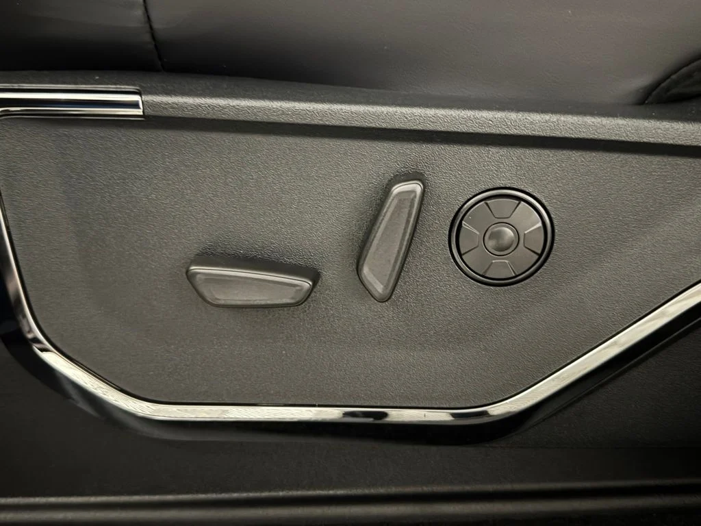 New 2026 Gray Ford Platinum image 23