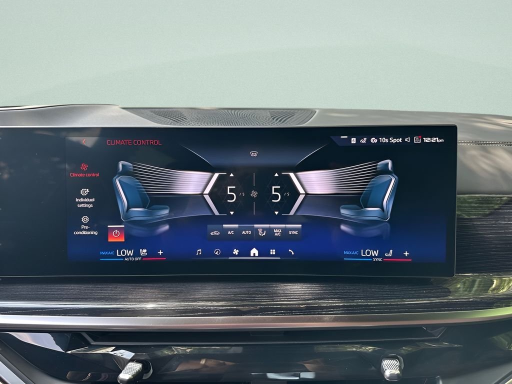 New 2026 Black Sapphire Metallic BMW M60i image 16