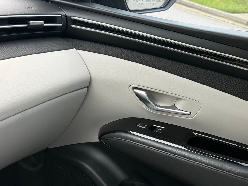 Used 2022 Black Hyundai Limited image 39