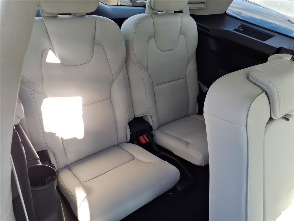 New 2026 Crystal White Volvo Ultra image 6