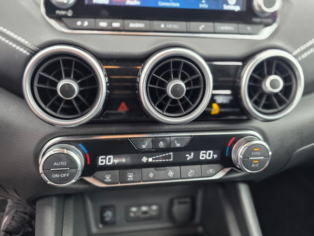 2025 Nissan Sentra SV - Photo 28