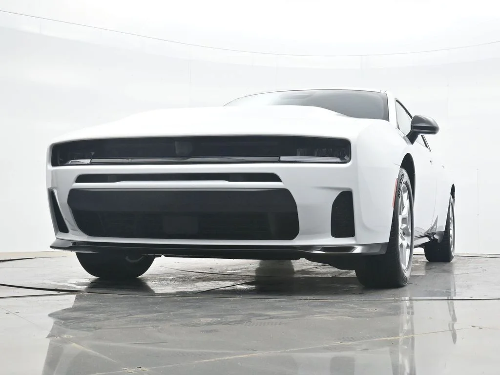 New 2026 White Knuckle Exterior Paint Dodge R/T image 34