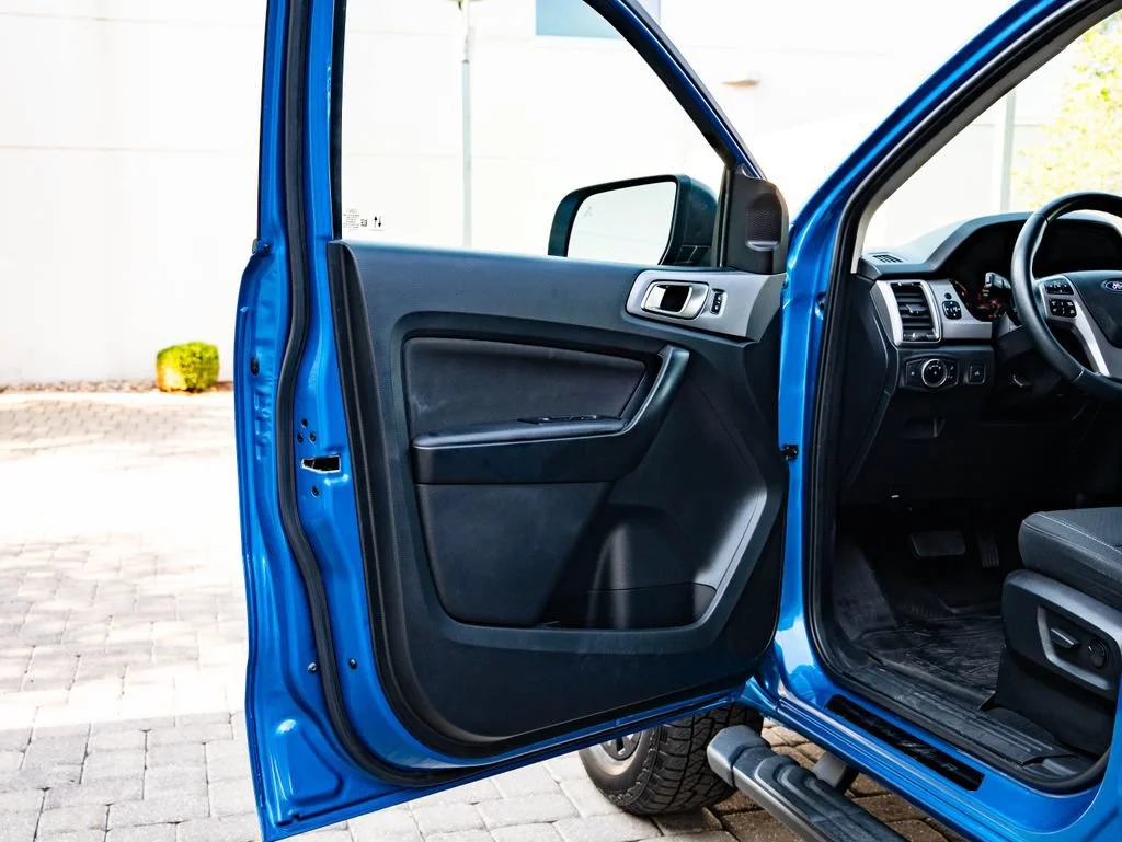 Used 2023 Velocity Blue Metallic Ford XLT image 24