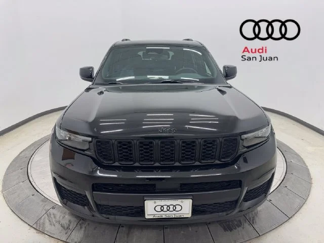 Used 2024 Black Jeep Altitude X image 2