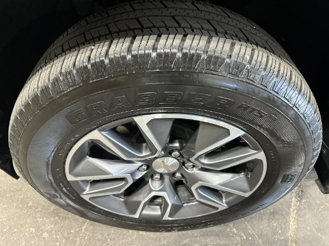 Used 2023 Gray Chevrolet LT image 23