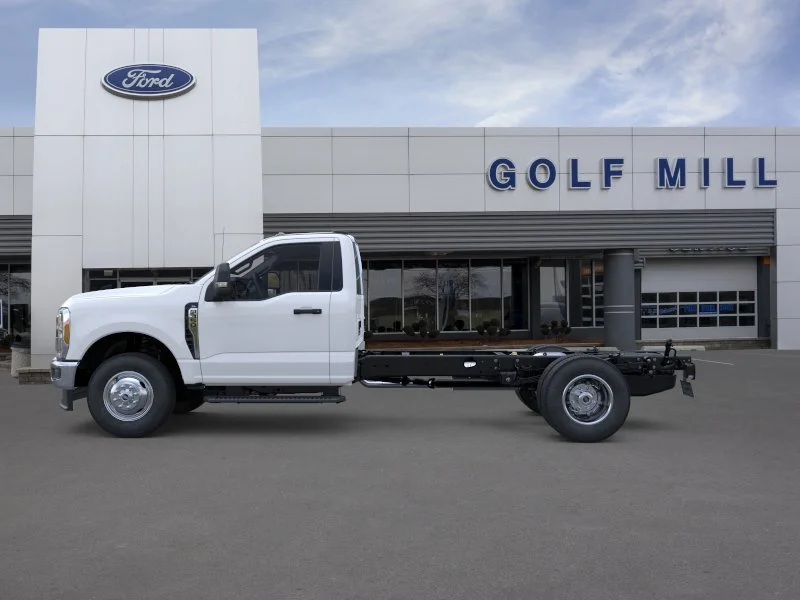 New 2026 Oxford White Ford XL image 1