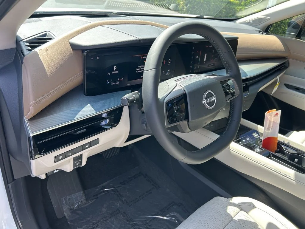 New 2026 Everest White Pearl TriCoat Nissan Platinum image 23