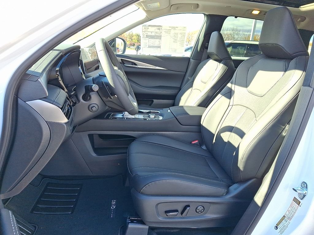 2026 INFINITI QX60 LUXE - Photo 10
