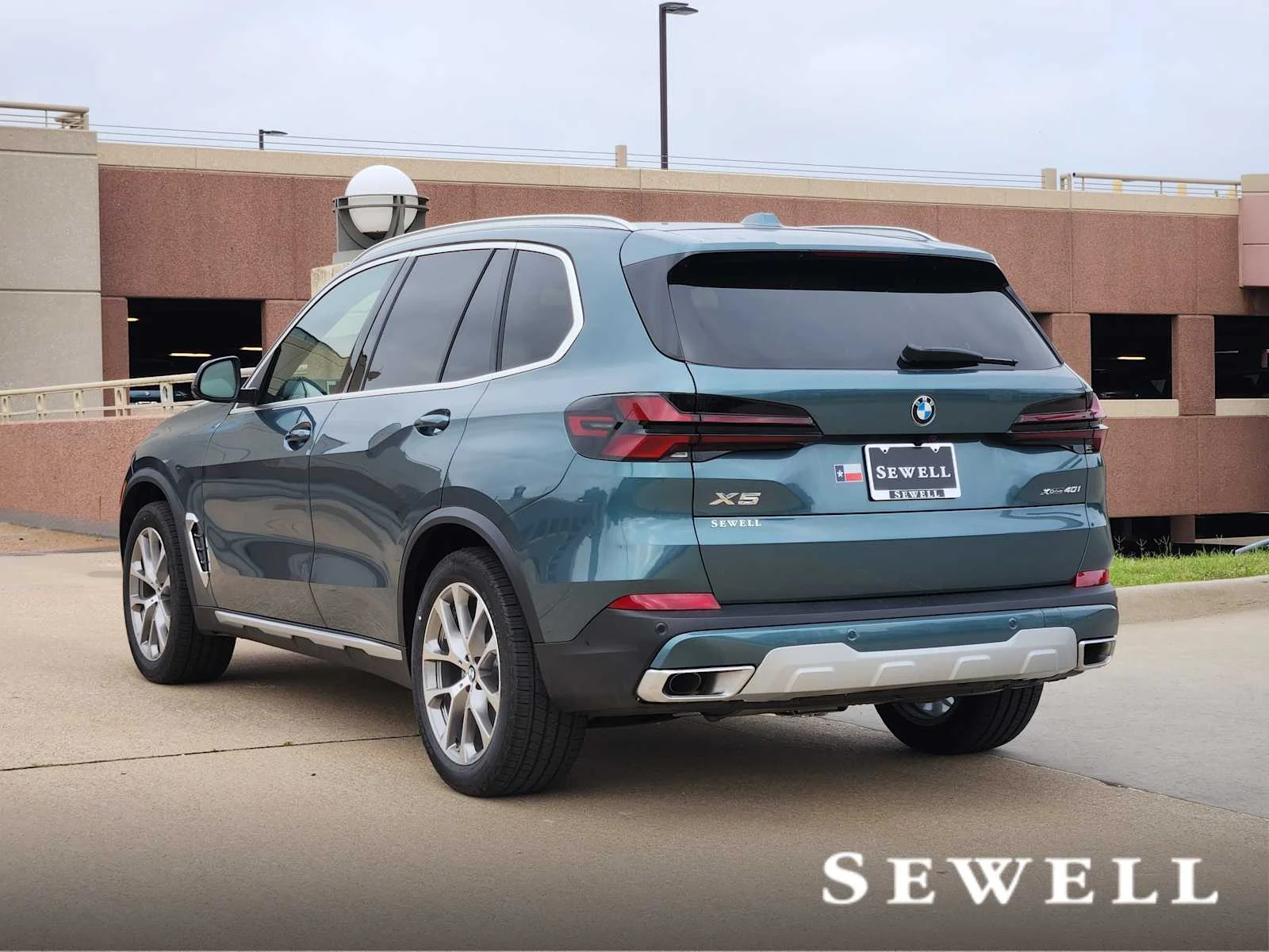 New 2026 Blue Ridge Mountain Metallic BMW xDrive40i image 3