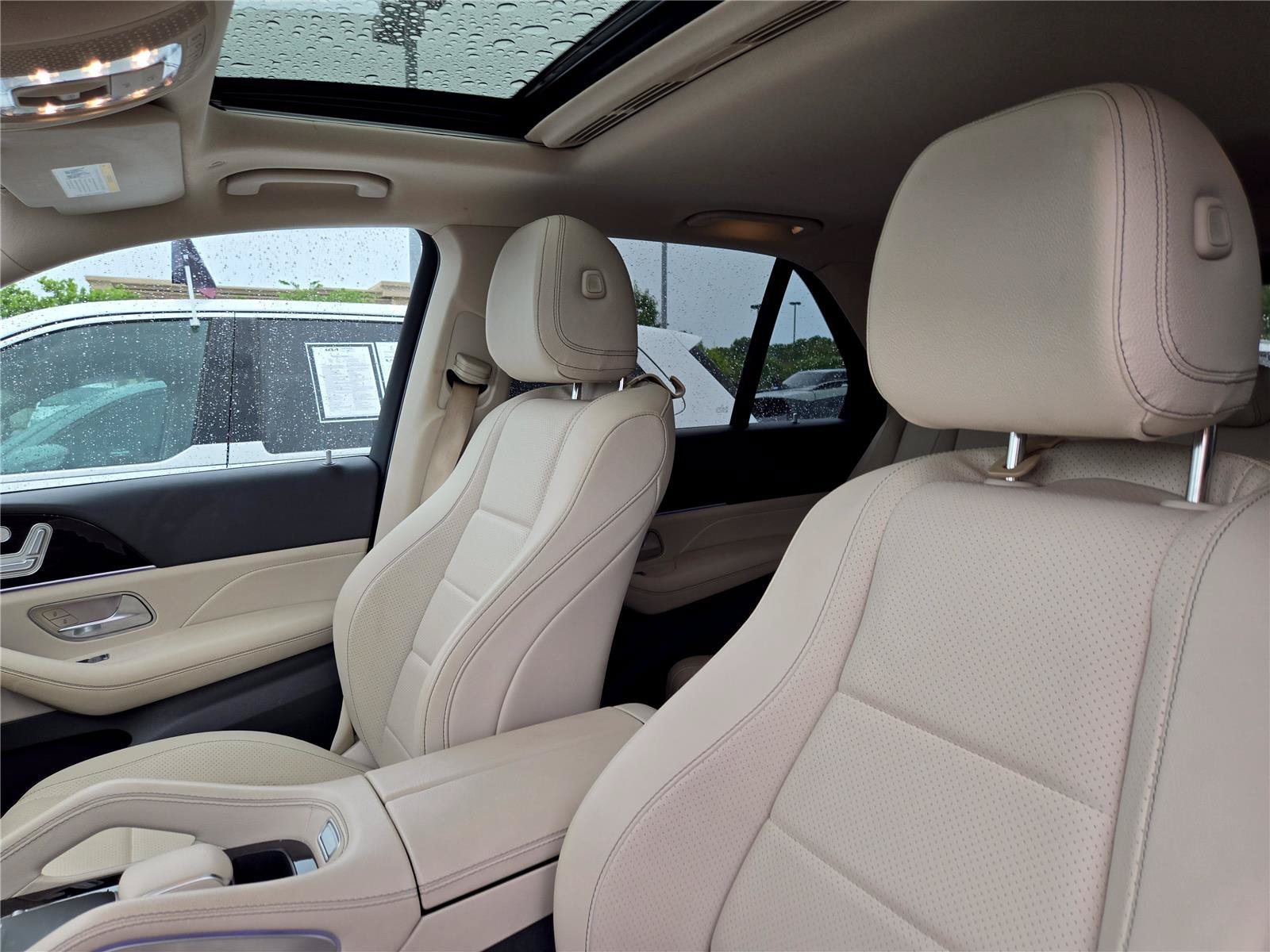 Used 2020 White Mercedes-Benz GLE 350 image 26
