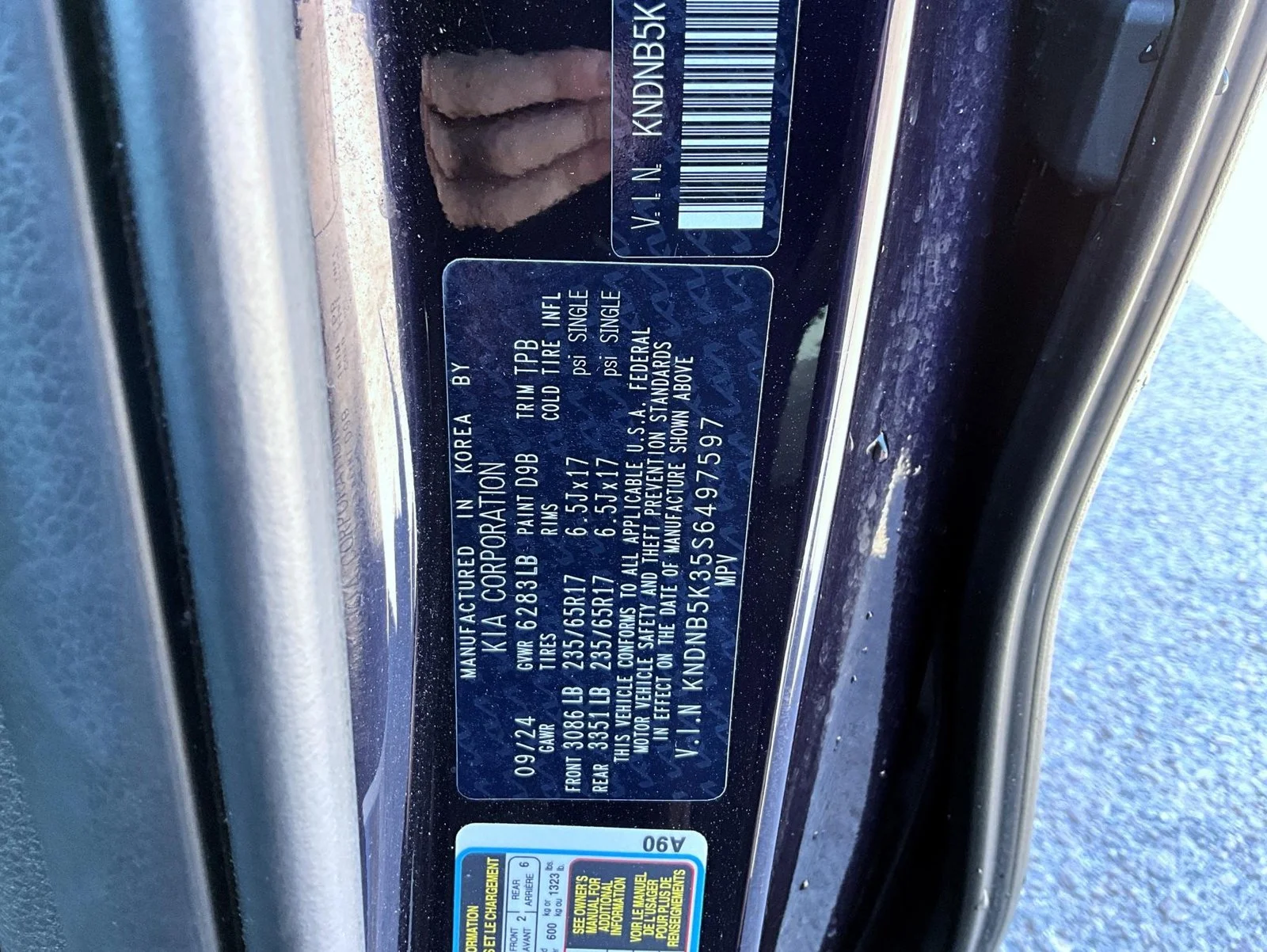 Used 2025 Blue Kia LXS image 25