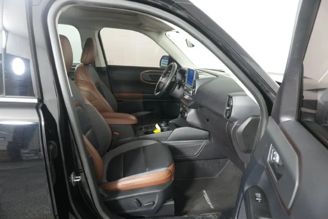 Used 2023 Shadow Black Ford Outer Banks image 33