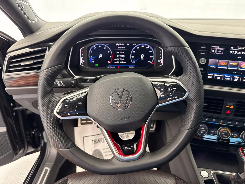 2022 Volkswagen Jetta GLI 2.0T AUTOBAHN 4dr Car Slide 23