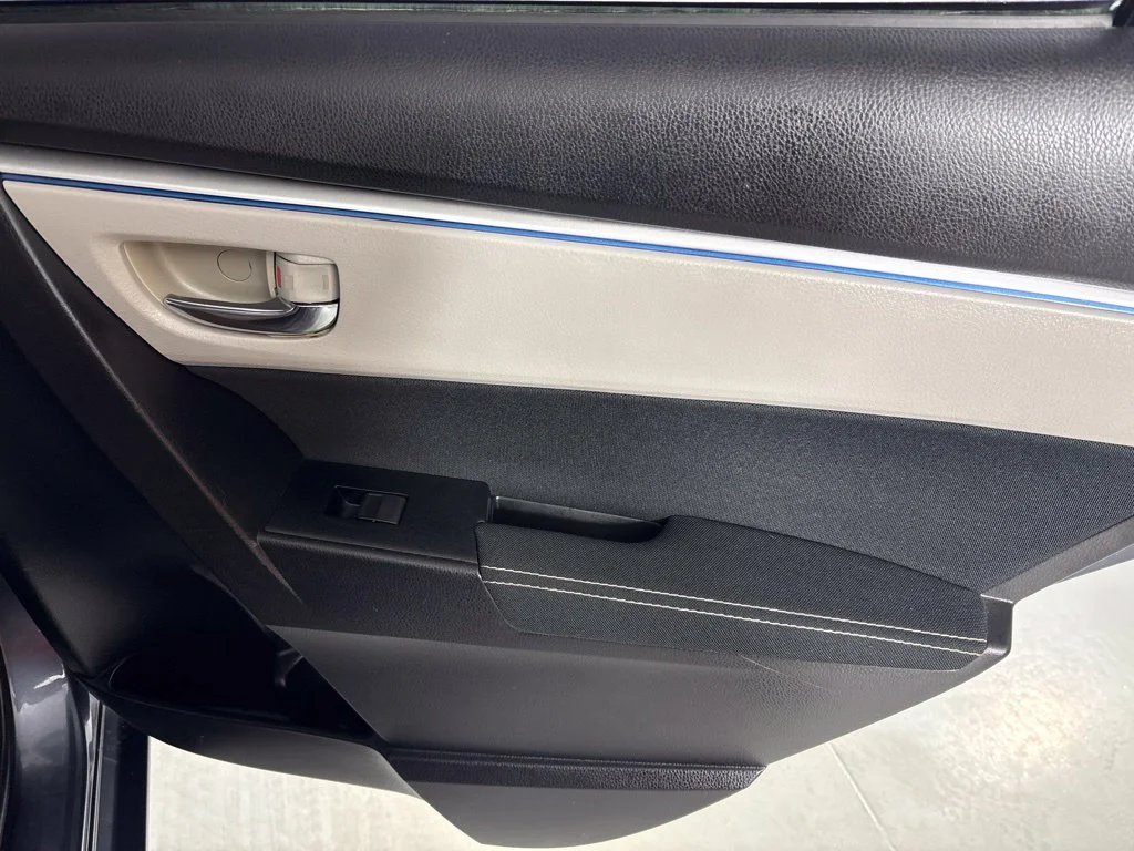 Used 2016 Gray Toyota LE image 16
