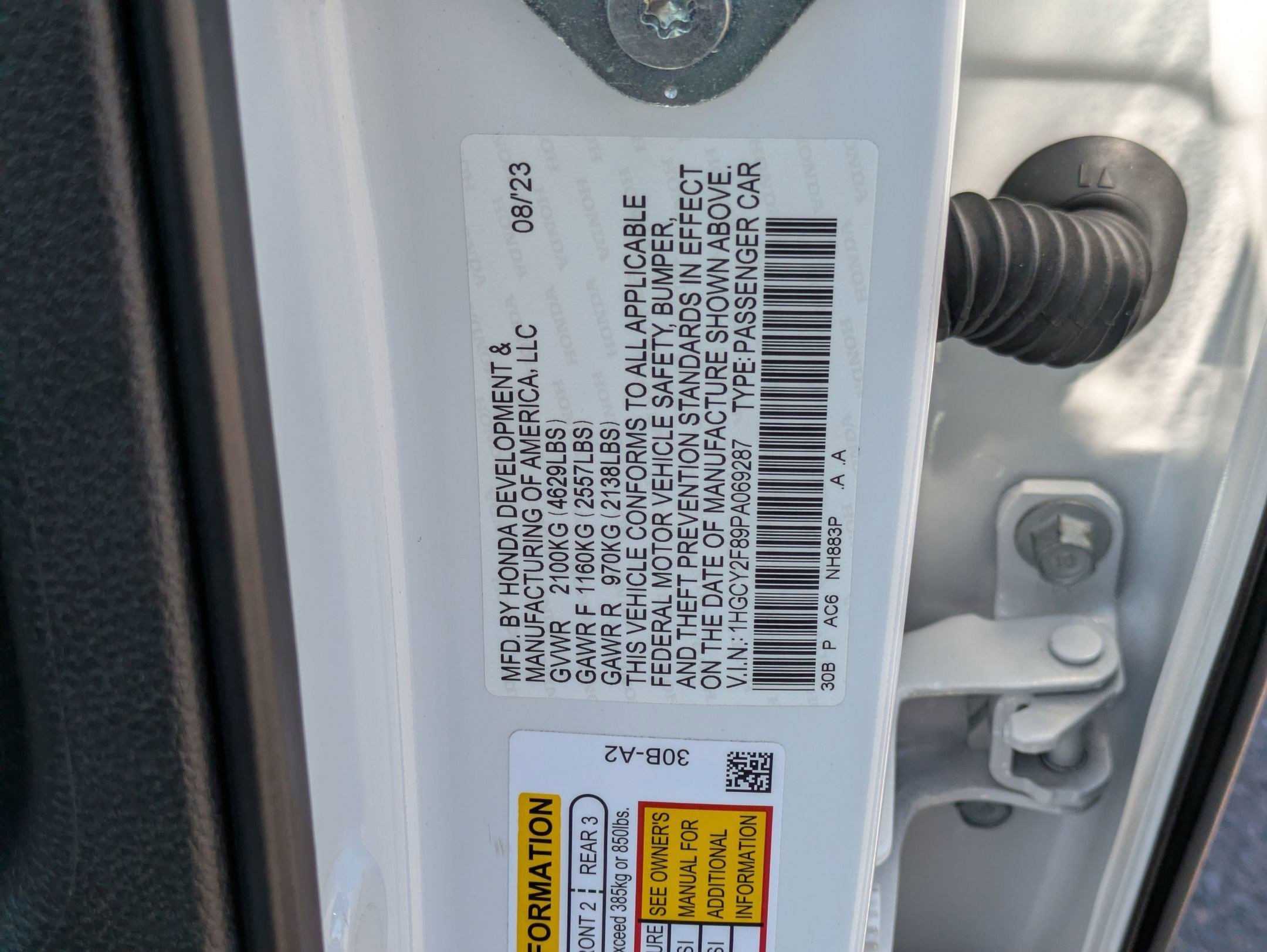 Used 2023 White Honda Touring image 35