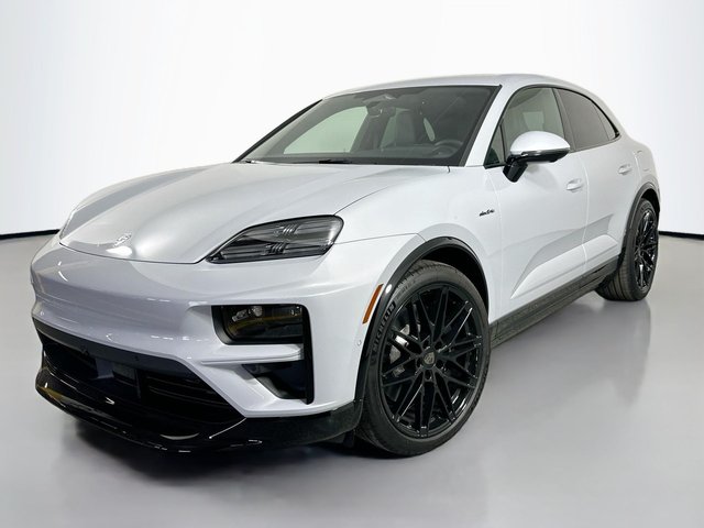 2025 Porsche Macan Electric Turbo