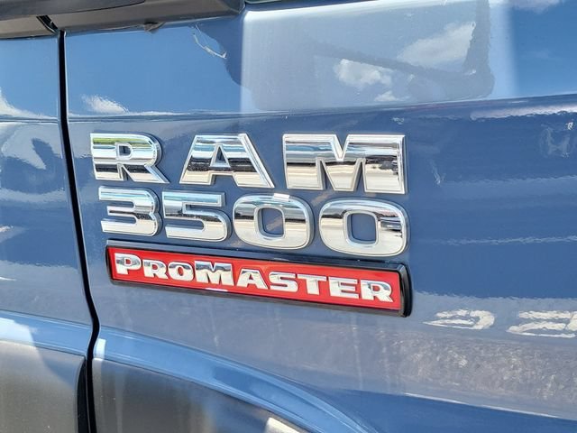 Used 2022  Ram Low Roof image 8
