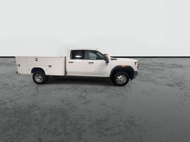 2025 GMC Sierra 3500 Chassis Cab Pro - Photo 9