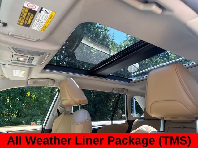 Used 2022 White Toyota Limited image 21