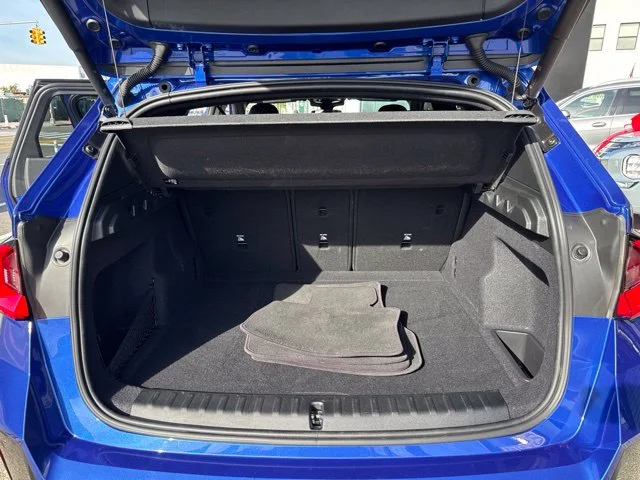 Used 2026 Blue BMW M35i image 26