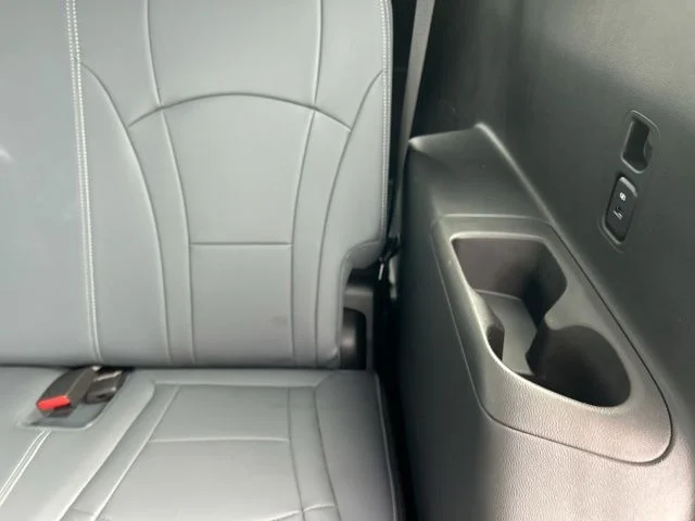 Used 2023 Black Buick Essence image 24