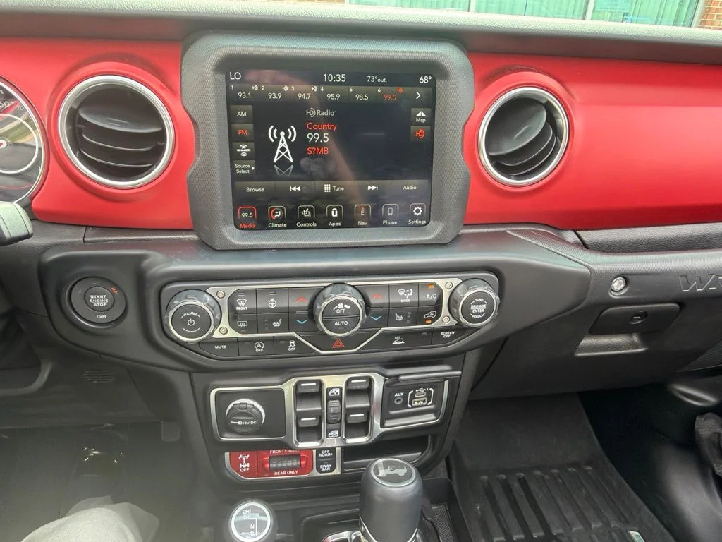 Used 2022 Black Jeep Unlimited Rubicon image 12