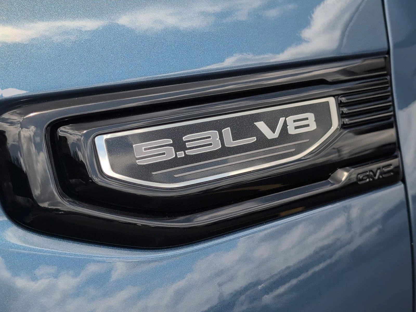 New 2026 DOWNPOUR METALLIC GMC Elevation image 10