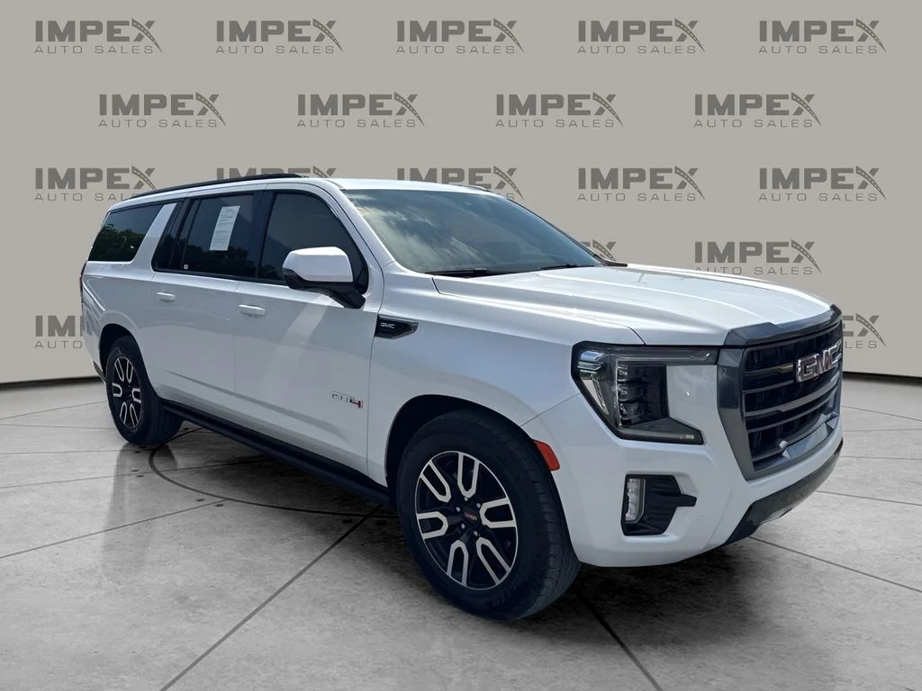 Used 2023 White GMC AT4 image 7