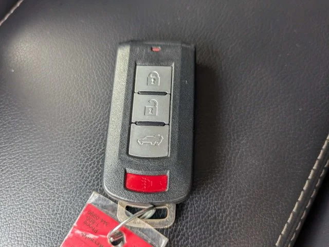 Used 2025  Mitsubishi Black Edition image 30