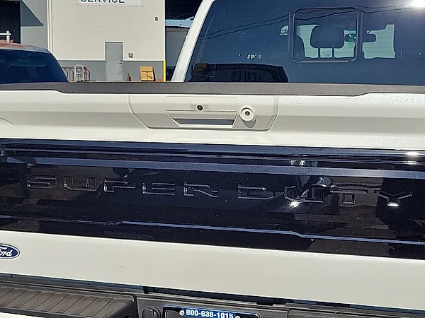 New 2027 STAR WHITE Ford Platinum image 25