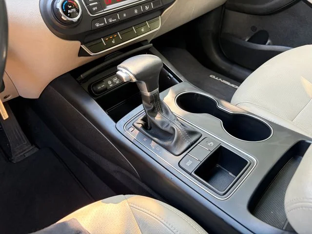Used 2019 Black Kia LX image 25