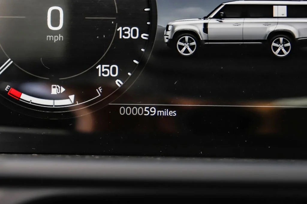 2025 Land Rover Defender V8 - Photo 24